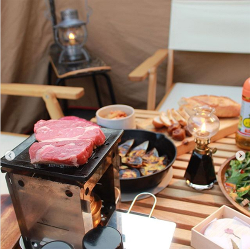 盛り上がること間違いナシ！ マネしたくなる「おうちキャンプ」グッズ13選