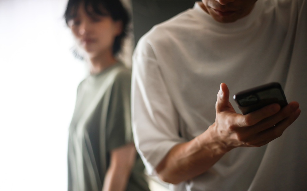 突然始まる「冷酷な無視」に戸惑いの声…理不尽に無視するモラ夫（前編）【ママのうっぷん広場 Vol.7】