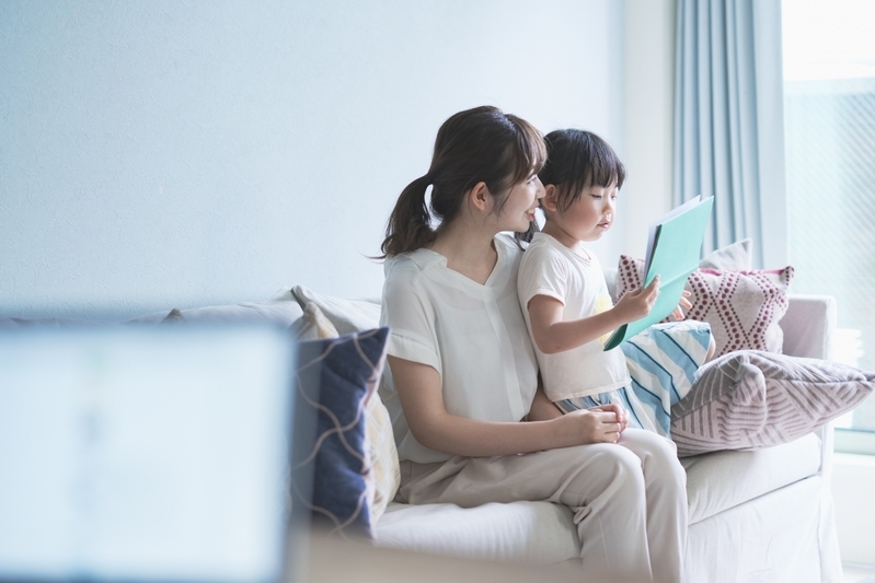 親に愛されすぎた子どもは自信を失う？　自己評価の低い大人たち