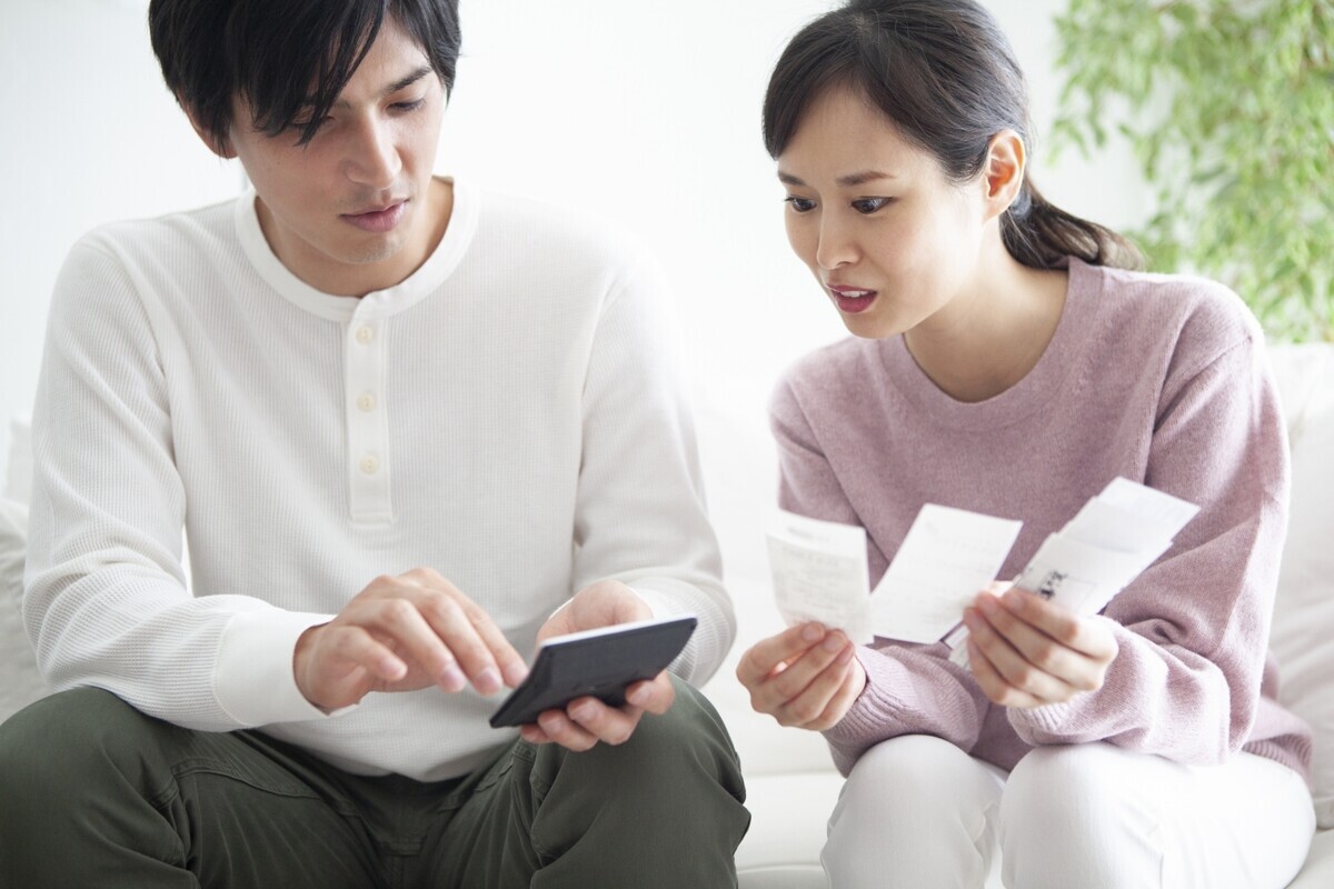 妻の収入をあてにするケチ夫 家計負担は半々なのに家事育児は丸投げ ココロで読み解く ママのお悩み相談室 第14回 ウーマンエキサイト 1 2