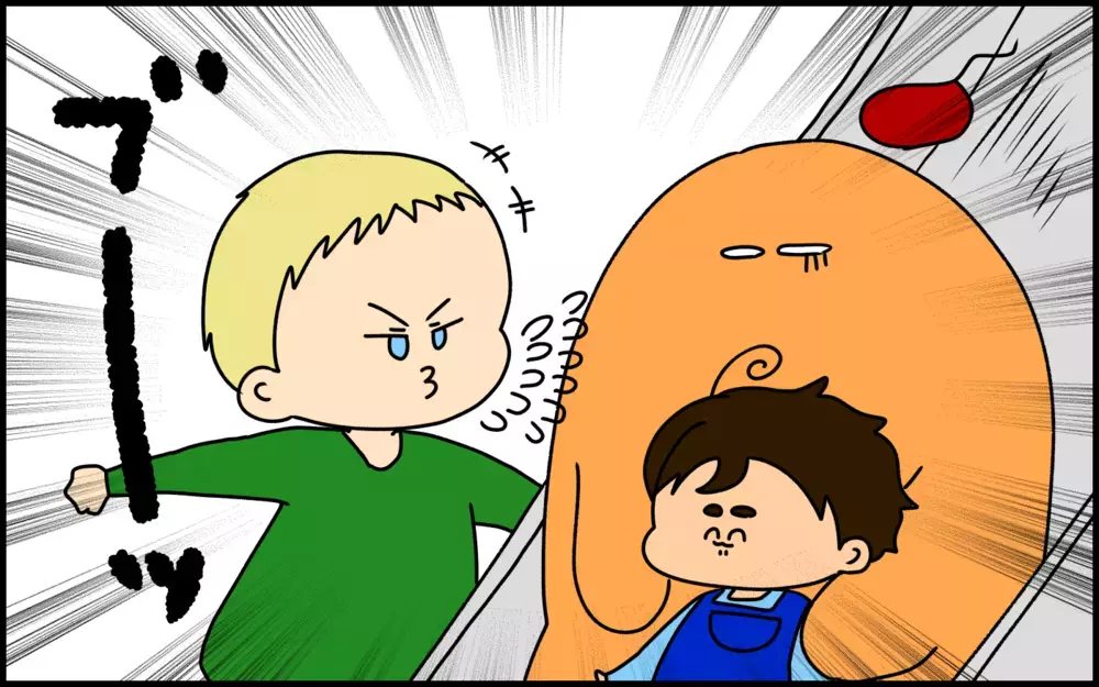 公園でイジワルをしてきた年上の男の子に、3歳の息子がとった反応とは!?【ドイツDE親バカ絵日記 Vol.34】