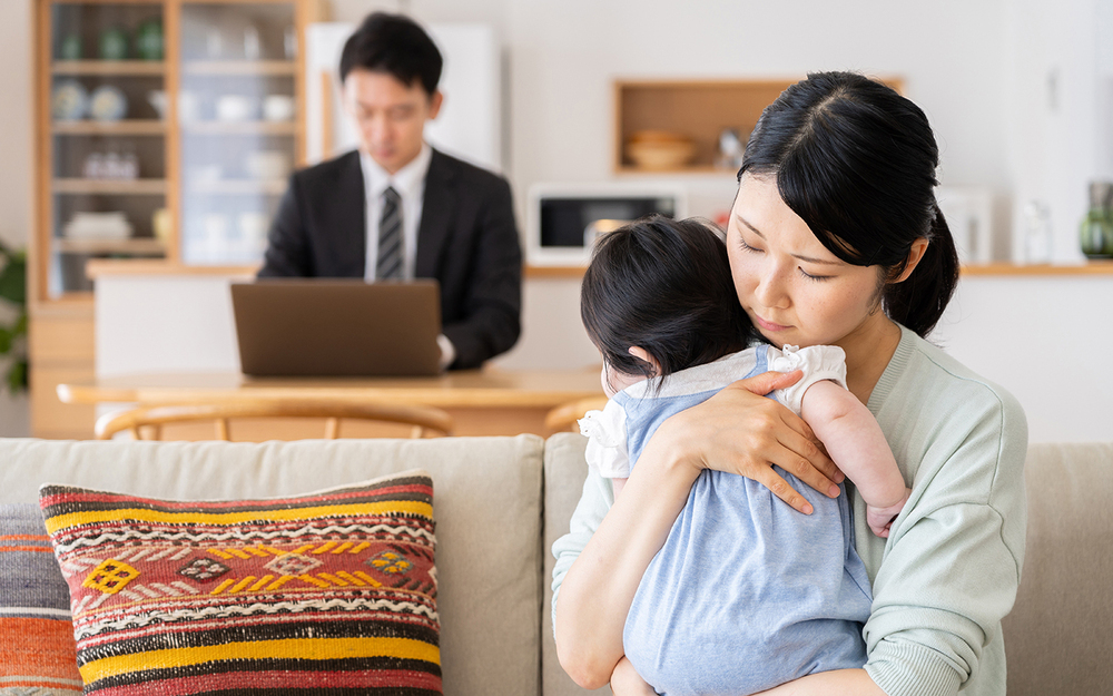 子どもいじめしないで！高所得者の児童手当廃止で子育て家庭から「不公平」の声【パパママの本音調査】  Vol.377