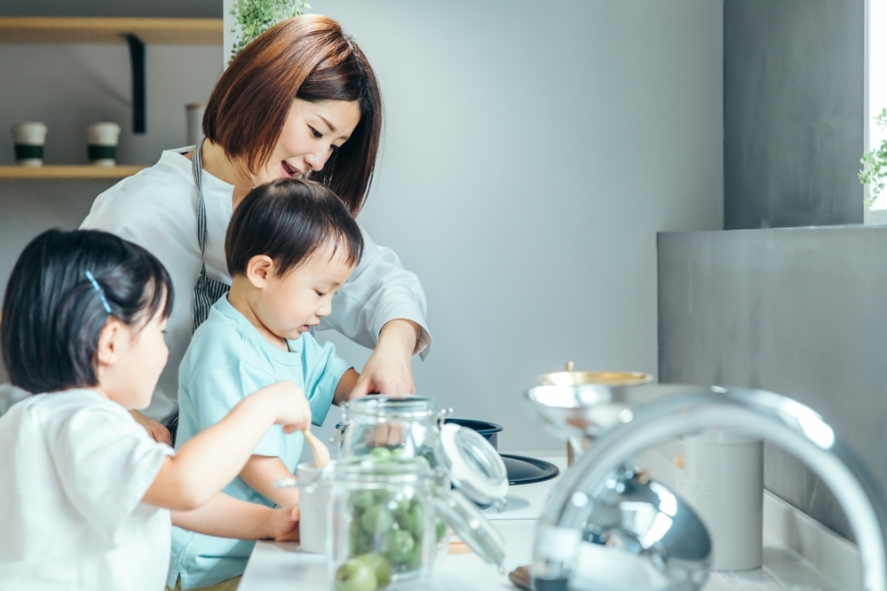 子育てがツラいのは自己肯定感のせい？ 「親子の自己肯定感」の育み方 【子どもサポートのプロ・本山勝寛さんに聞く（前編）】