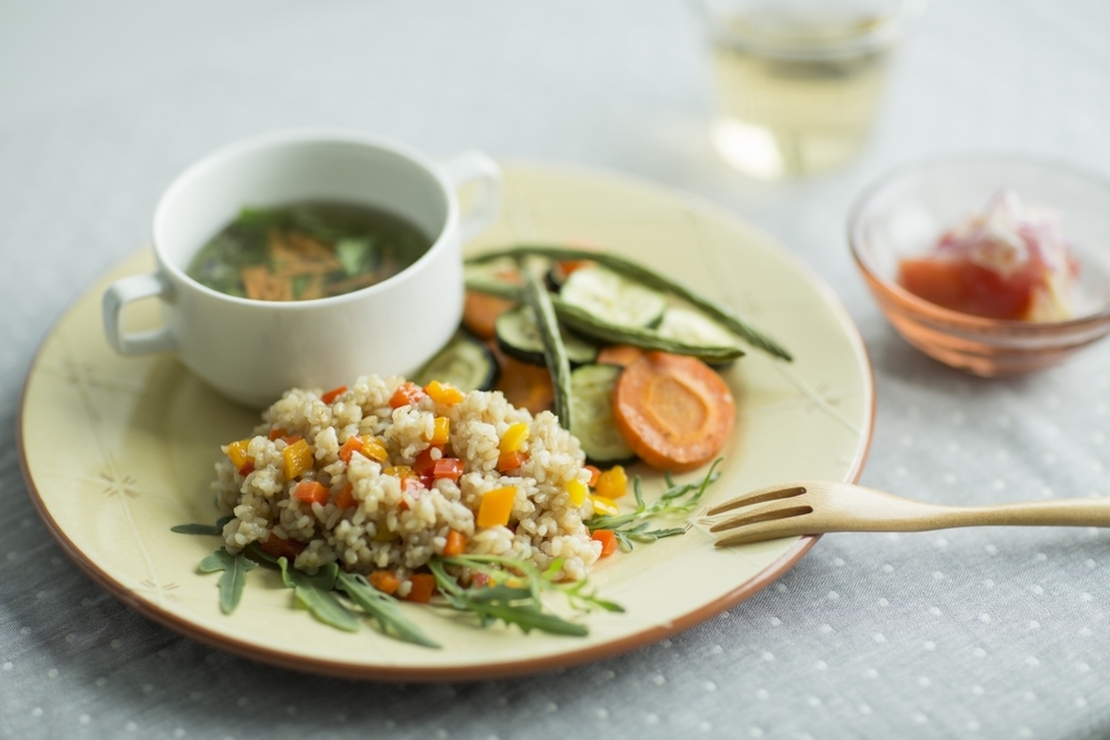 【医師監修】マスク生活で急増中？！ 気になる「毛穴のお悩み」原因と対策（後編）【今の時代だから気になる！ 美容医療にできること Vol.2】