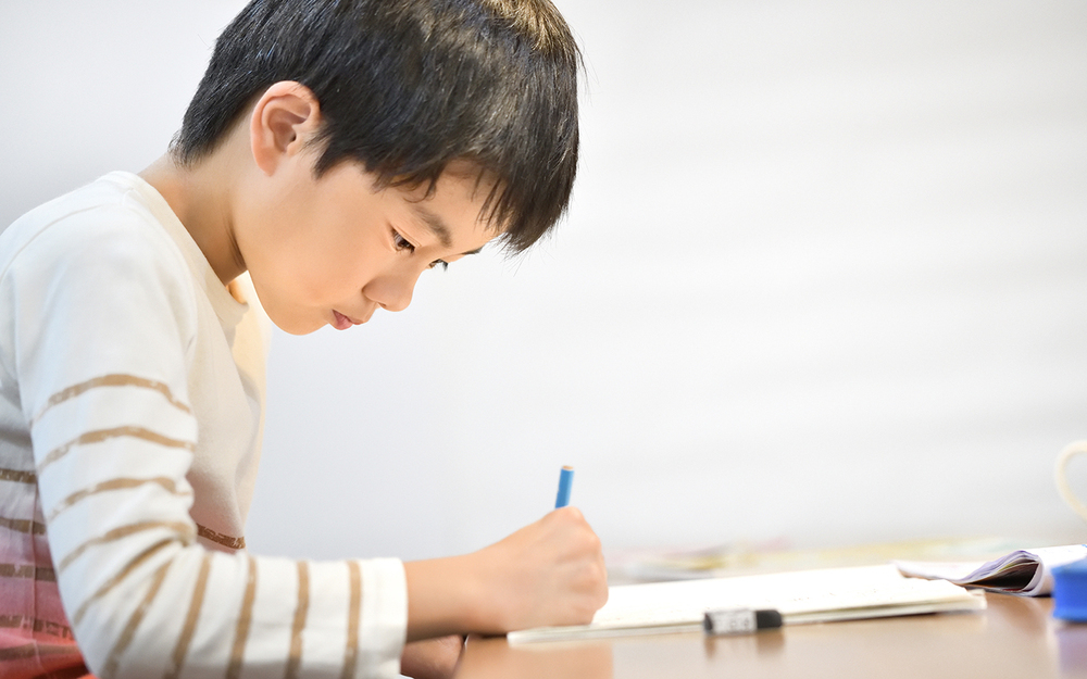 ママが「勉強させなければ！」と思うのは当然…でも勉強すれば幸せになれる？【想定外の時代を生き抜く「見えない学力」の育て方 Vol.1】