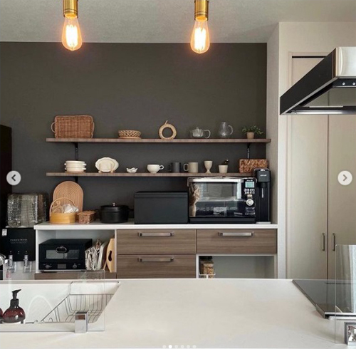 「見せるキッチン収納」は難しい？ 出しっぱなしでもすっきり見せる3つのポイント　