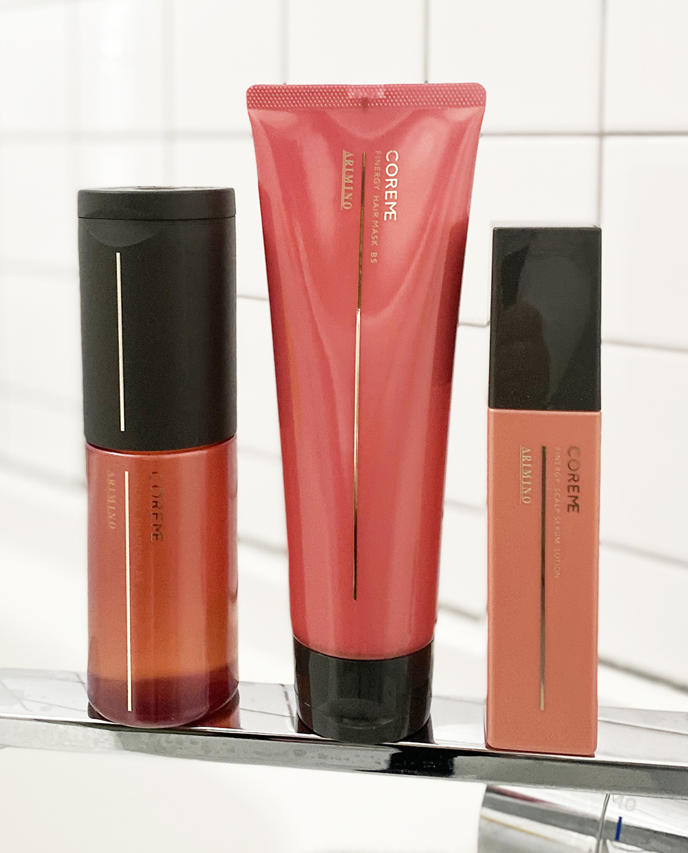 フェイスラインのもたつき、頭皮のコリや老化…尽きない顔まわりのお悩みには、おうちで“この” スカルプケア！