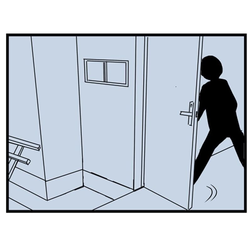 侵入された部屋の横に見覚えのある物体…犯人の侵入方法はこれ!?【汚部屋で起きた不思議な出来事 Vol.24】