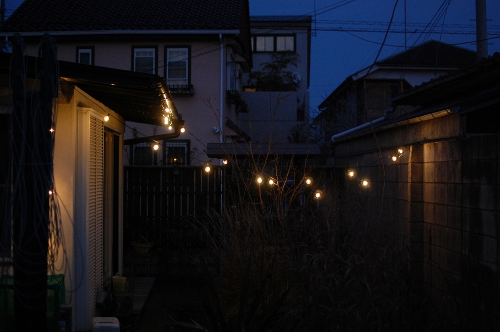 自分だけのリラックスタイムが「照明」でがらりと変わる！？　少しの工夫で「居心地のいい部屋」に変えるコツ