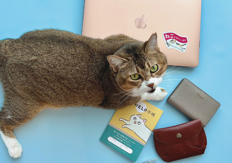 猫も犬も大切な我が子だから。3児のママ、オキエイコさんが手がけた “ペットのための母子手帳"「もしもヘルプ手帳」が話題！