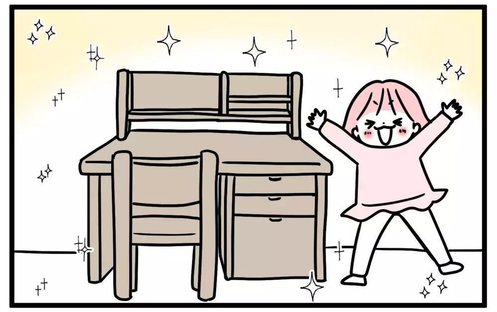 入学時に悩む学習机の購入…　小3の終わりで買ったメリット＆デメリットは？【モチコの親バカ＆ツッコミ育児 第174話】