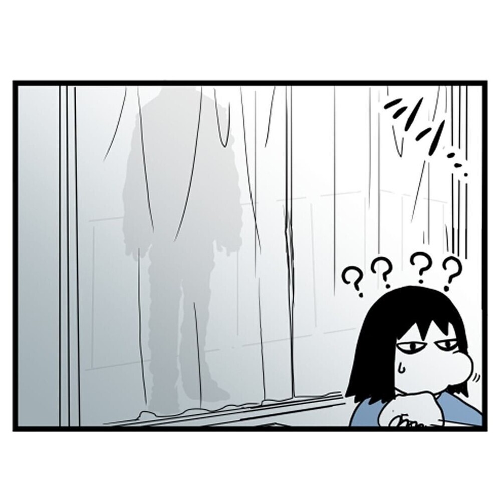 「人の気配が…」ブラック職場から部屋に戻ると次々起きる不思議な出来事…読者から「早く続きを！」の声殺到