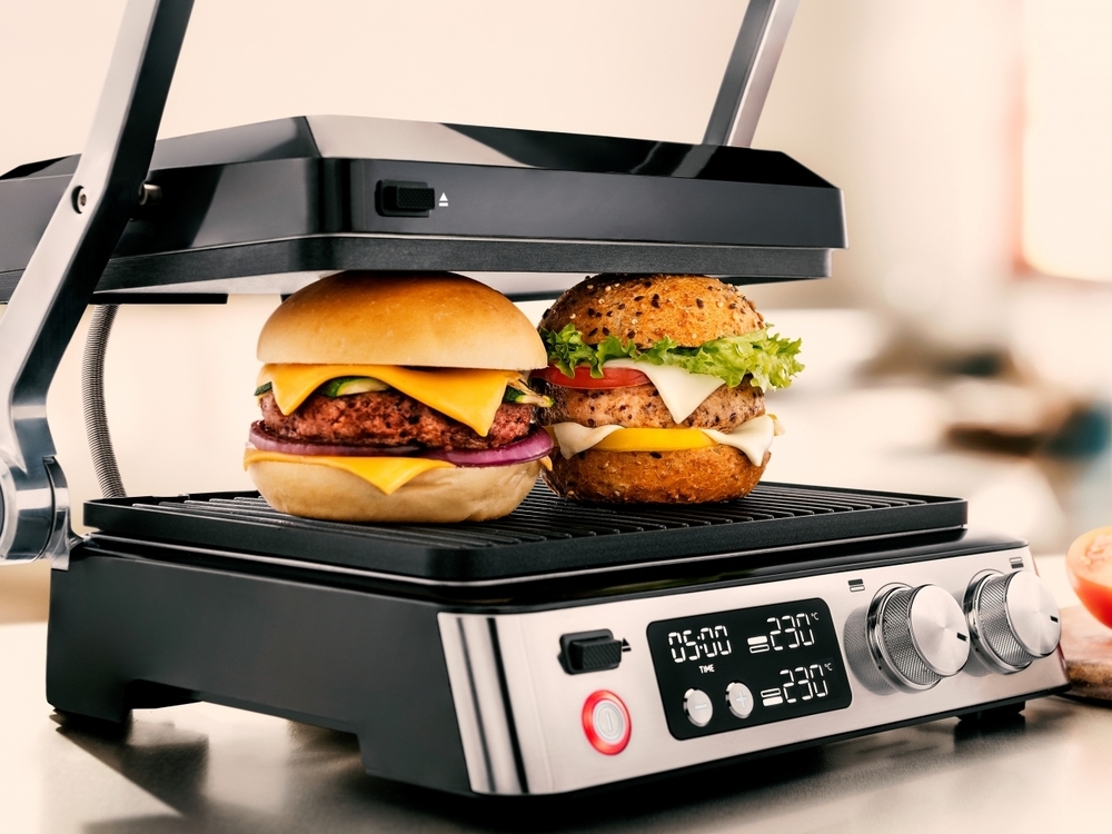 お店のような味わいが実現！ 1台あると便利な本格グリル調理家電「マルチグリル 7」【編集部の「これ、気になる！」  Vol.44】