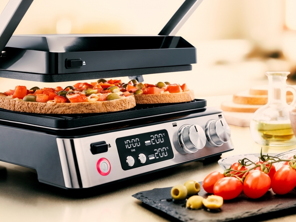 お店のような味わいが実現！ 1台あると便利な本格グリル調理家電「マルチグリル 7」【編集部の「これ、気になる！」  Vol.44】