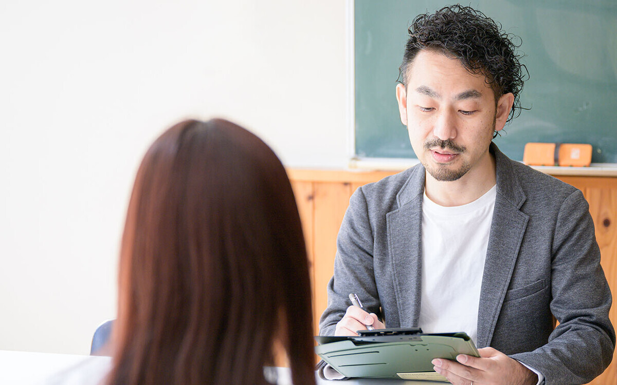 発達障害のある子の子育てで目指すラインは「ふつう」ではない【発達障害と診断された息子の中学高校生活 Vol.2】