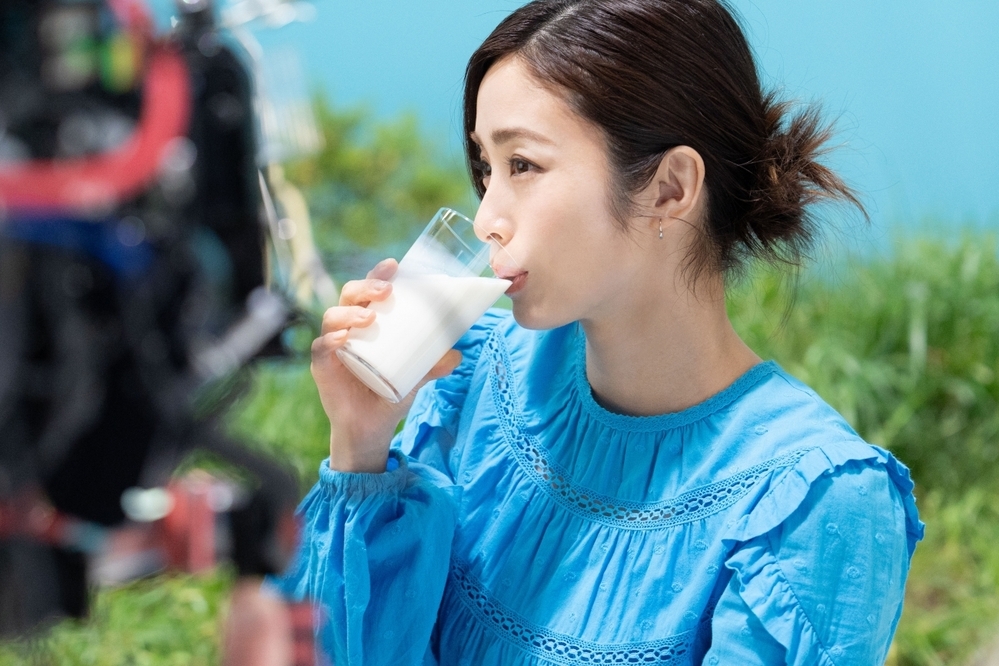 ３児のママ、上戸彩さんの笑顔に癒される！　「自然のままで、自分のままで」と踊る“自然体ダンス”CM【編集部の「これ、気になる！」  Vol.67】