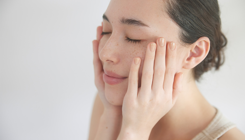 「7秒美容」で肌も心も満たされる！？  「room S（ルームエス）」 のスキンケアを試してみた【編集部がリアルに体験！ Vol.4】