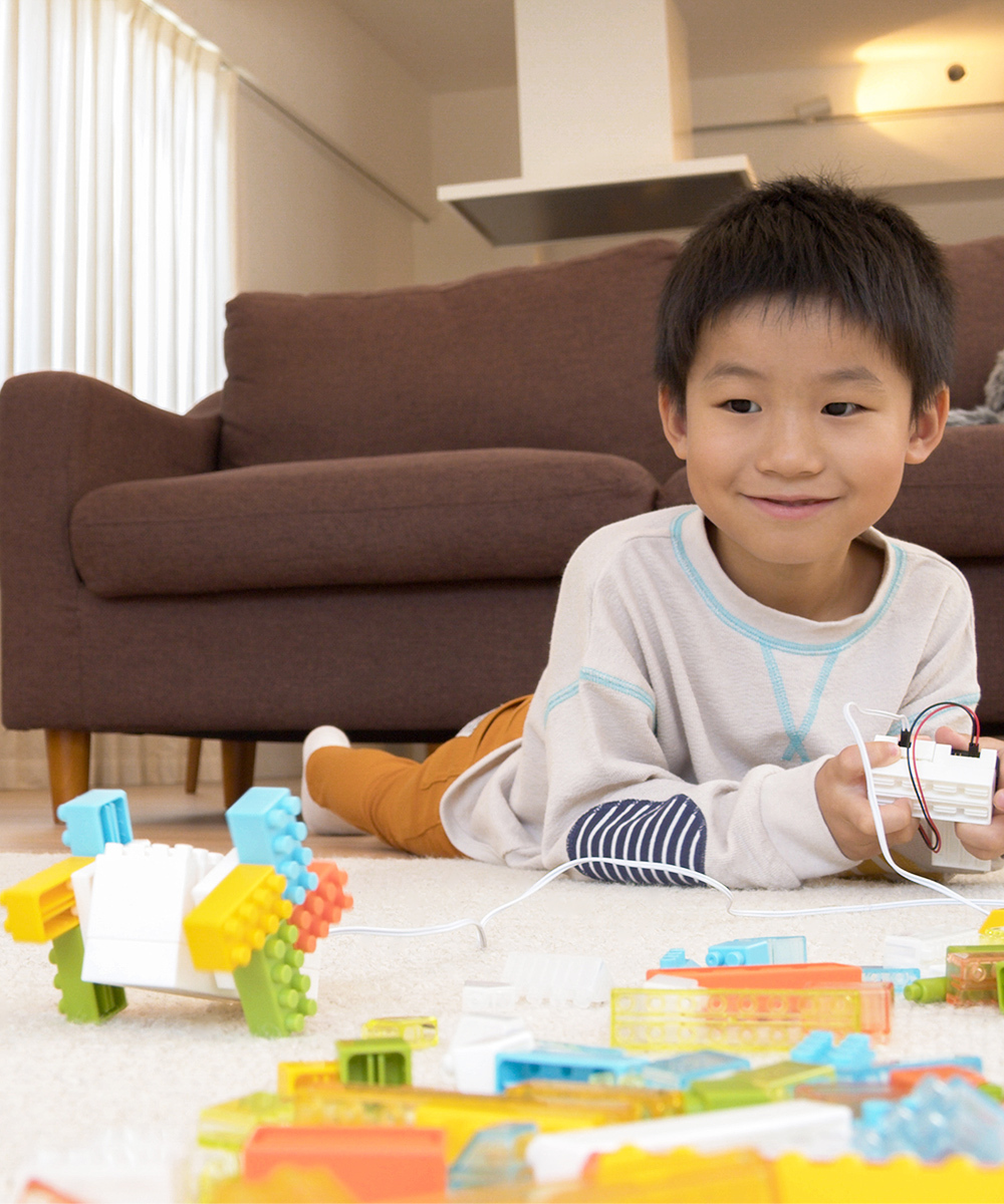 子どもの想像力を育む！  夏休みの自由研究やプログラミング教育にぴったりな製品「kurikit（クリキット）」【編集部の「これ、気になる！」  Vol.78】