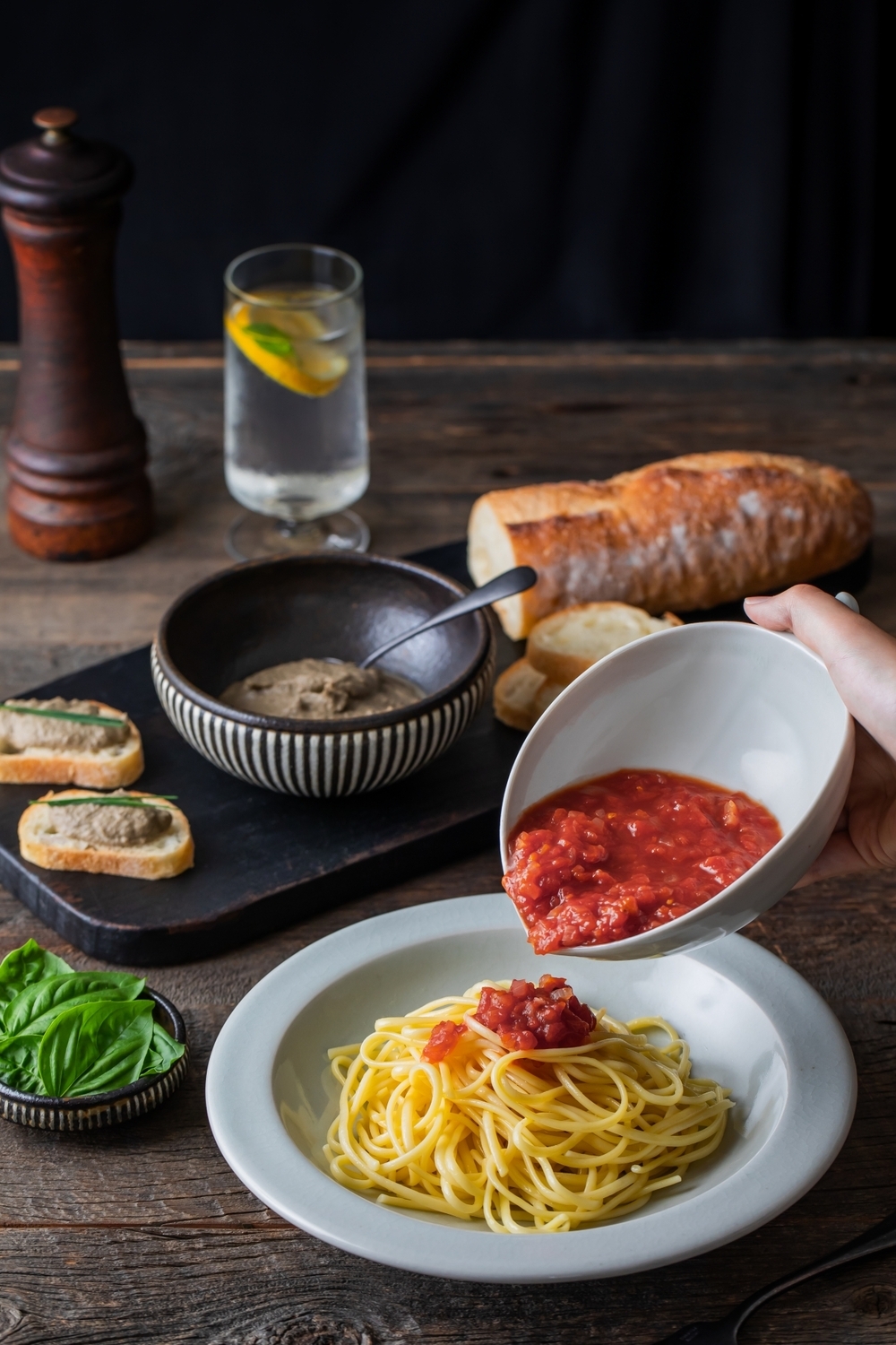 熱々スープやひんやりスムージー、おかゆや豆乳作りもできる! パワフルな粉砕力で栄養をまるごと摂れる、ヒーター付きブレンダー 「おうちシェフ BLENDER」【編集部の「これ、気になる!」  Vol.128】