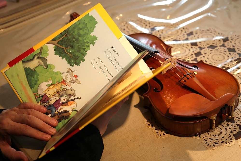 音楽をやると「数学」に強くなる？！  子どもの「音楽の習い事」がもたらす影響って？【教えてまろさん！ 悩みだらけの「音楽の習い事」 第1回】