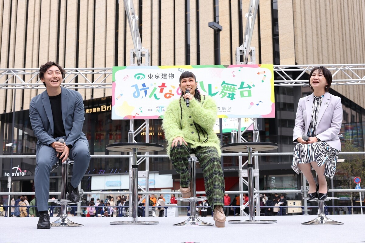 誰もが主役になれる街を目指す注目のスポット“Hareza(ハレザ）池袋”でイベント「みんなのハレ舞台 with AI」が開催。AIさんも登場して生歌唱！【編集部がリアルに体験！ Vol.5】