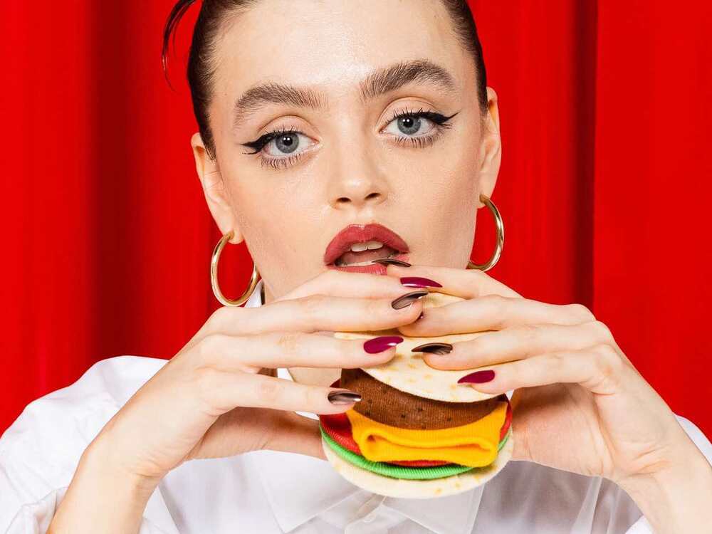 メディカルハーブブランド「MORAZ（モラズ）」のフットクリームと靴下がセットになったクリスマス限定セット【編集部の「これ、気になる！」  Vol.141】