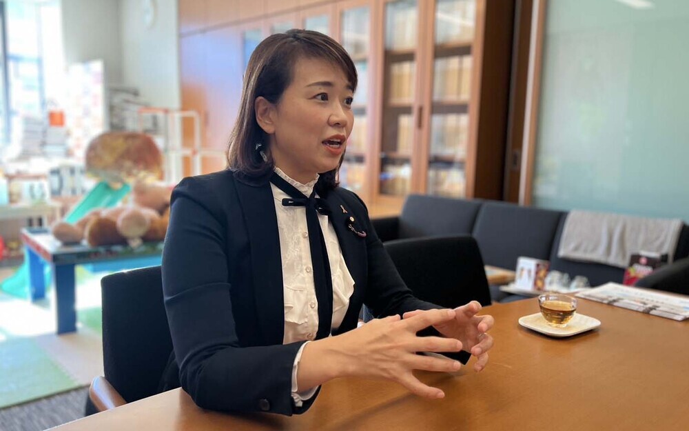 「日本はケアラーに冷たい国」と話す伊藤たかえ議員に聞く「ヤングケアラー支援法」【細川珠生のここなら分かる政治のコト Vol.6】