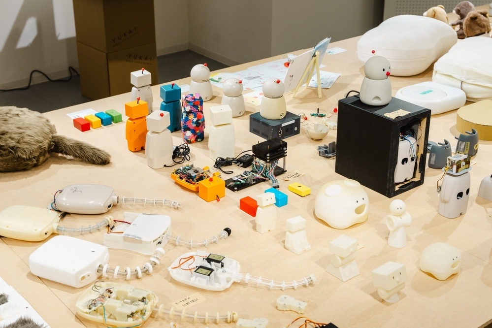見ているだけで癒される！　ユカイ工学から新発想の2つのロボット「猫舌ふーふー」「みるみ」が誕生。実物が見られるイベント「CREATIVE SPRINT展」も開催【編集部の「これ、気になる！」  Vol.162】