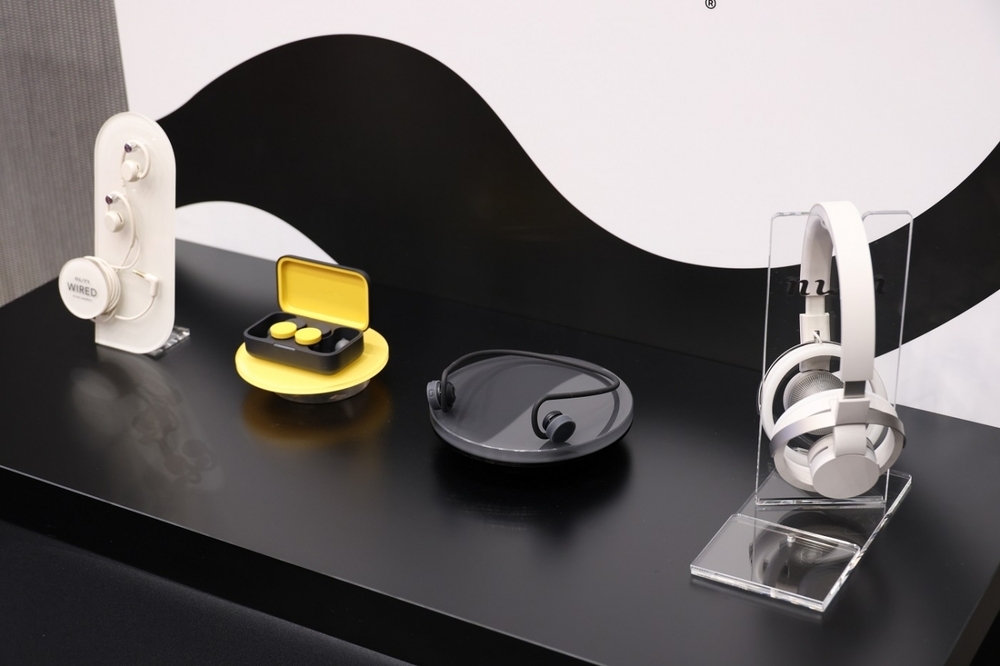 【プレゼント】子どもやペットの声にも気づける！ 耳をふさがない「nwm（ヌーム）」のワイヤレスイヤホン「耳スピ」って？　斎藤工さん出演の新TVCMも公開【編集部の「これ、気になる！」  Vol.175】