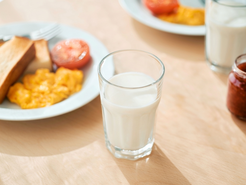 ひかり味噌から、ヨーグルトのような爽やかな味わいの甘酒「晴れのち糀」が新登場！ ジェラートでも味わえる！【編集部の「これ、気になる！」  Vol.181】