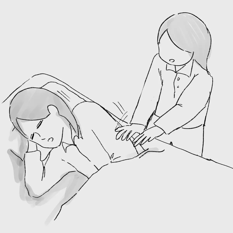 廊下からしゅるしゅると不気味な音が…【怖い実話】3選～信じる派？ 否定派？ 読者の意見は真っ二つ！