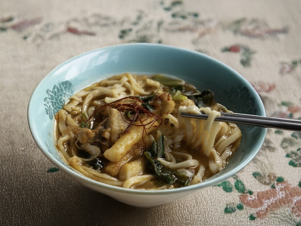 成城石井の韓国グルメフェアに注目！ 話題の「ドバイチョコ」から「ちりめんキムチ」「えんがわキムチ」や「ビビン麺」など【編集部の「これ、気になる！」  Vol.199】