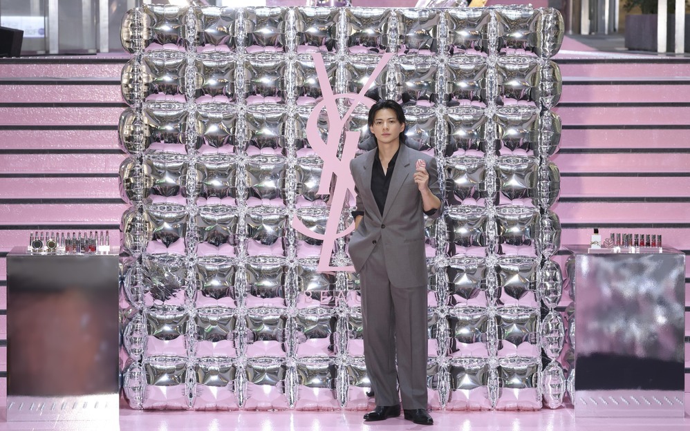 YSLのグローバルイベントがついに表参道に上陸！ レセプションに平野紫耀さんが登場【編集部の「これ、気になる！」  Vol.201】