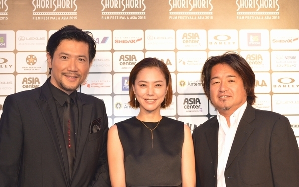 出張先まで占いで決める。占い大好き“三十路女”は運命の出会いをつかめるのか？