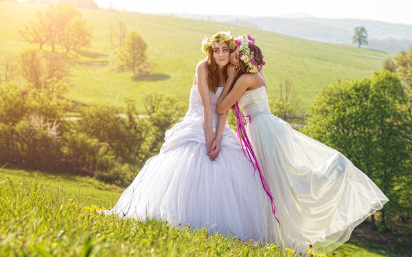 若い女は何歳まで？ 年を重ねても魅力的であるために