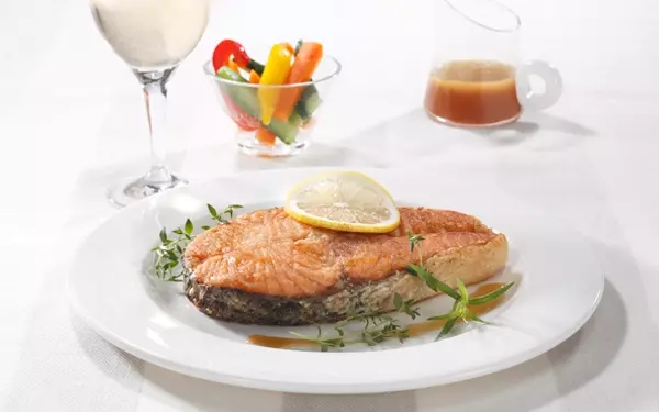 トップバリュ 生アトランティックサーモンステーキ