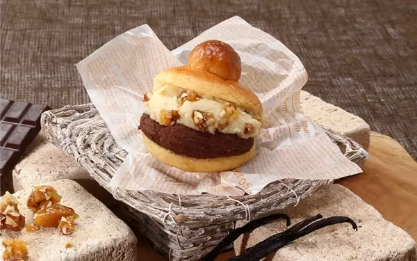 銀座三越　イートイン　Brigela（ブリジェラ）ブリジェラダブル551円（税込）