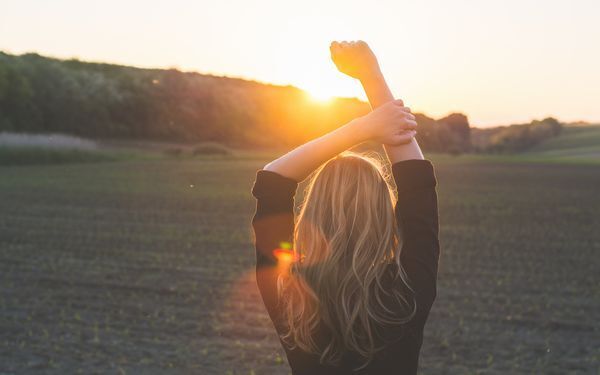 ラッキーカラーを身につけて新生活を乗りきろう！　星座別・運勢ランキング