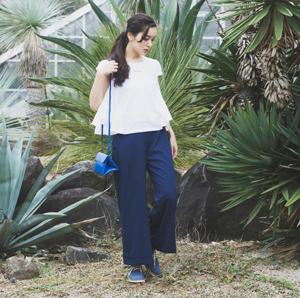 ガウチョ・スカンツ…流行の「幅広パンツ」でも、脚長を叶えてくれるサンダル