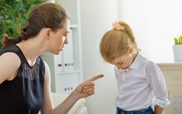 「また感情的に怒ってしまった…」子どものしかり方に悩むママへ