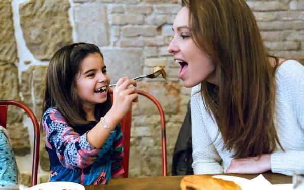 夏休み中におさらい！　子連れ外食の際におさえておきたいポイント