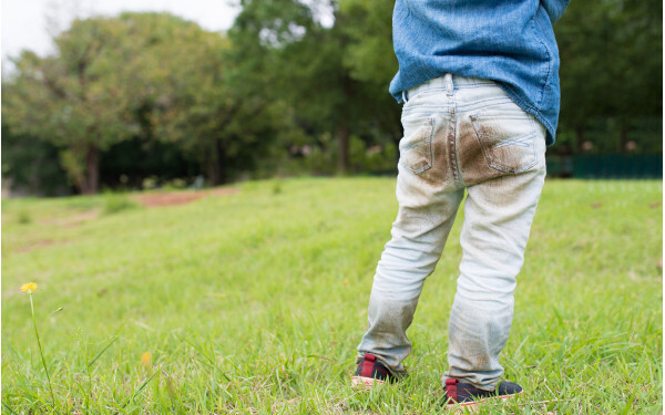時間が経った泥汚れの落とし方。汚れタイプ別ホームクリーニング術