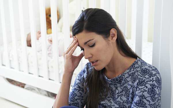 赤ちゃんの夜泣きはいつからいつまで 夜泣き原因と対処法は ウーマンエキサイト