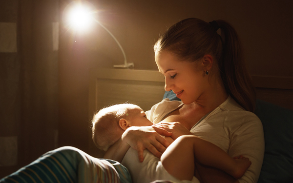 母乳の作られ方を知って授乳のコツをつかもう