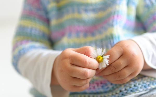 モンテッソーリとはどんな教育方法？ 家庭でも実践できる？