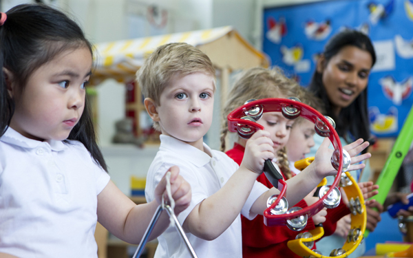 人気習い事、リトミックの効果や始める年齢、教室選びのポイントは？