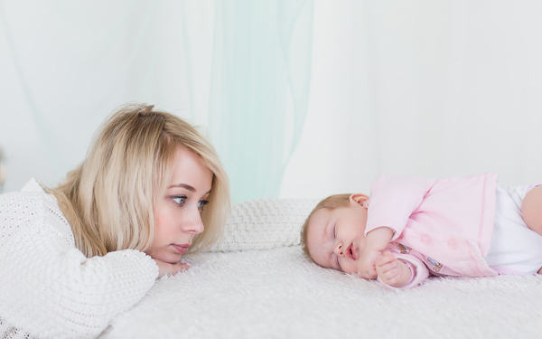 生活リズムを整えたい！新生児・子どもの寝かしつけの4つのコツ