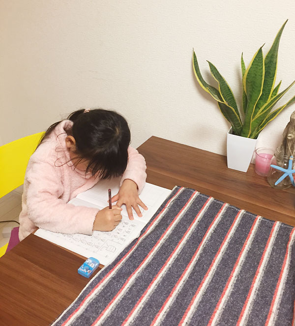 ママリーダーズのお宅をチェック！　「子どもの勉強場所、どうしてますか？」