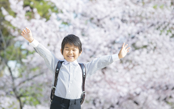 入学祝いの相場！ 孫が高校・大学生になったときの参考に！ 