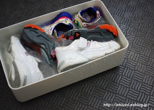 放置するだけで簡単きれい！　SNSでも人気、ナチュラル系洗剤「オキシクリーン」【人気ブロガーの「これがマイベスト」  Vol.2】